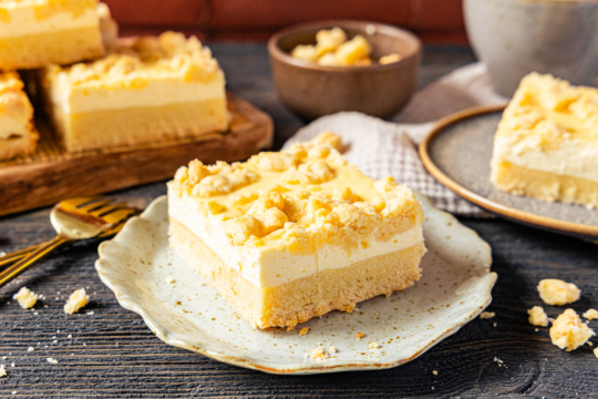 Käsekuchen vom Blech mit Streuseln
