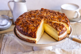 Klassischer Bienenstich