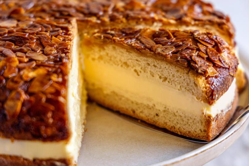 Klassischer Bienenstich