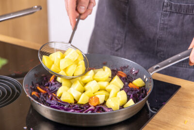 Kartoffeln dazugeben