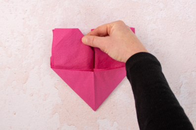 Serviettenecken umklappen