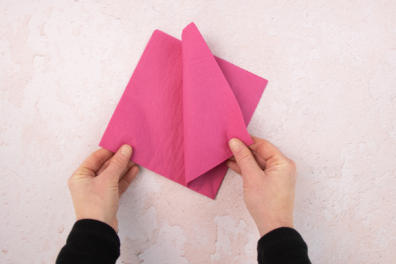 Serviette aufklappen