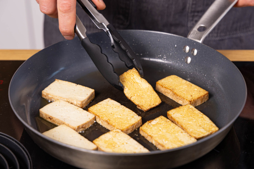 Räuchertofu anbraten