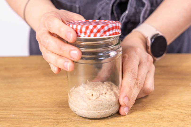 Glas nur locker verschließen