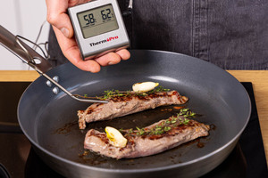 Kerntemperatur vom Fleisch kontrollieren