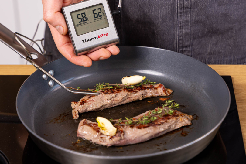 Kerntemperatur vom Fleisch kontrollieren