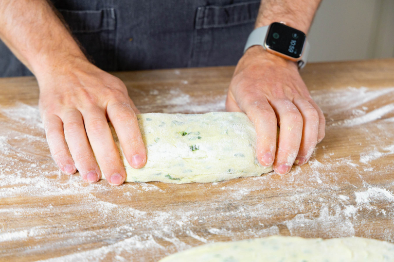 Bärluach-Baguette rollen