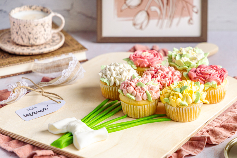 Blumenstrauß-Muffins für Muttertag mit Buttercreme