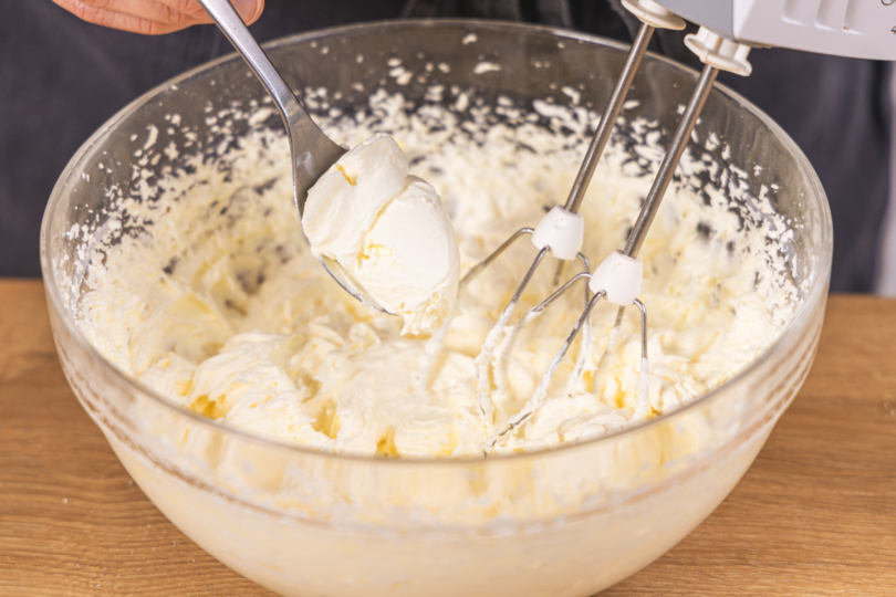 Frischkäse dazugeben