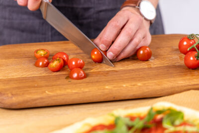 Tomaten halbieren