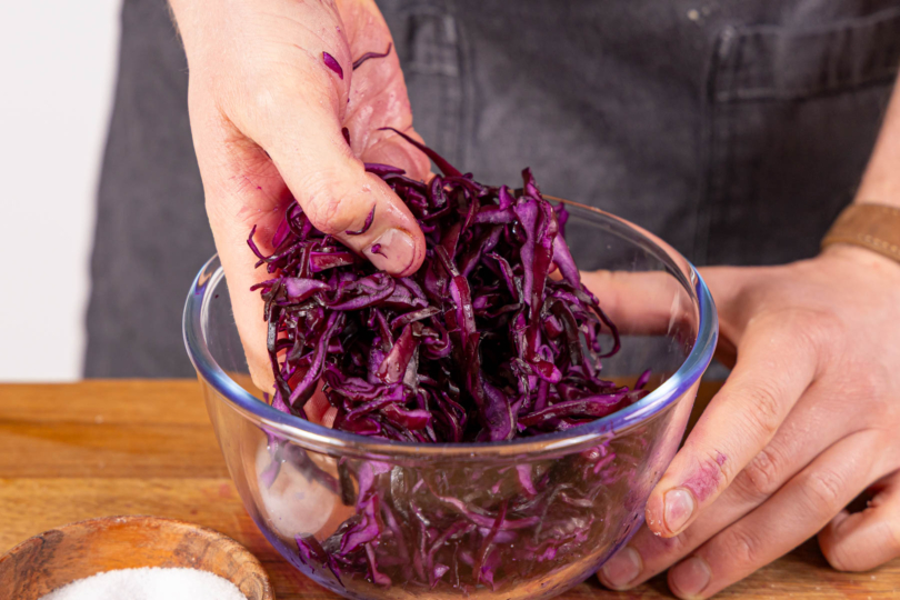 Rotkohl mürbe kneten