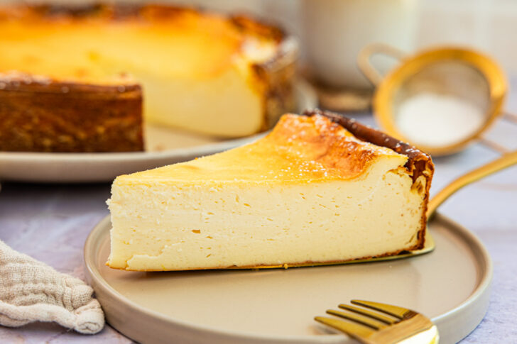 Glutenfreier Käsekuchen ohne Boden - Kuchenstück
