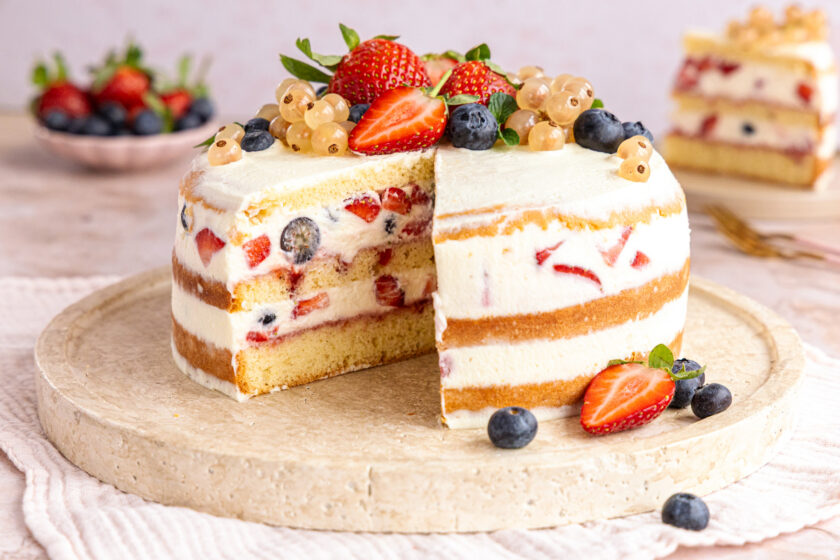 Naked Cake