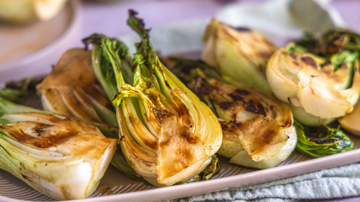 Pak Choi mit Marinade grillen