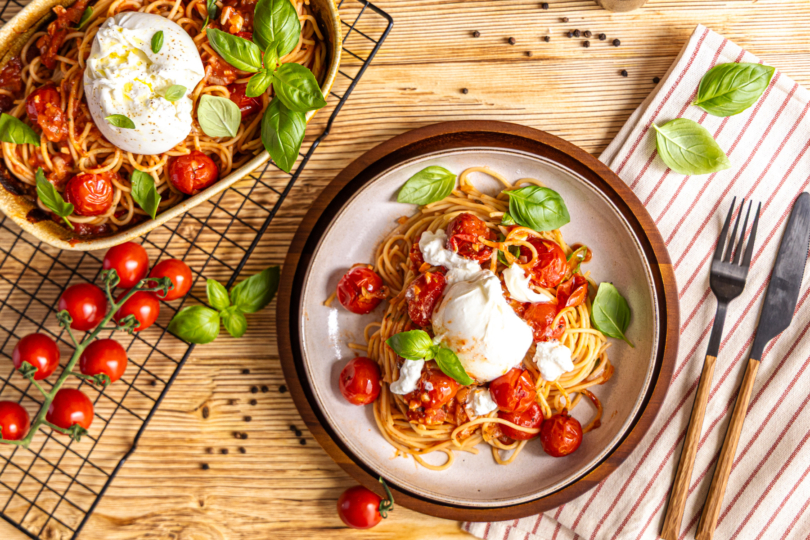 Pasta mit Burrata im Ofen