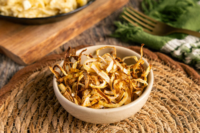 Röstzwiebeln aus der Heißluftfritteuse