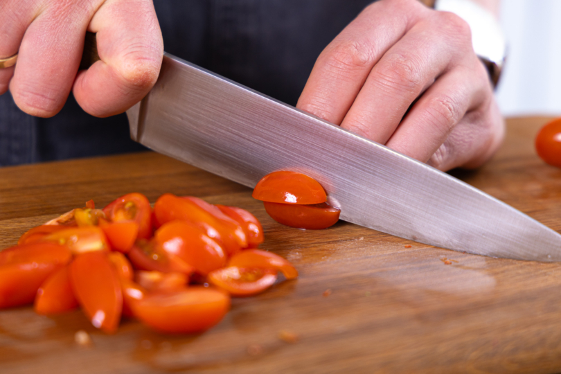 Tomaten schneiden