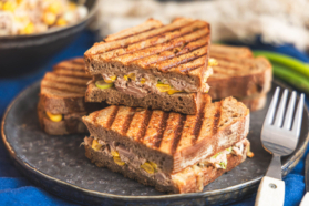 Thunfisch Sandwich aus dem Kontaktgrill