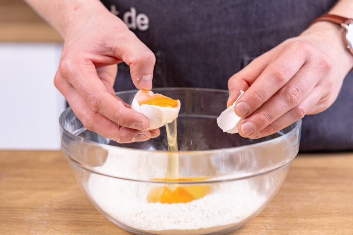 Eier dazugeben