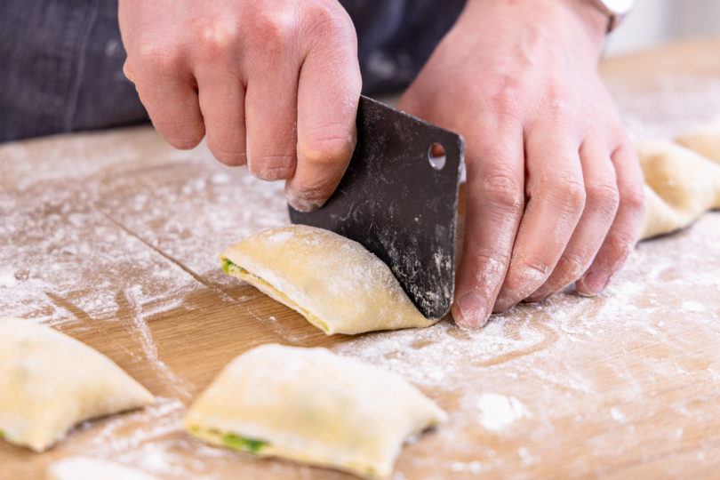 Gemüsemaultaschen portionieren