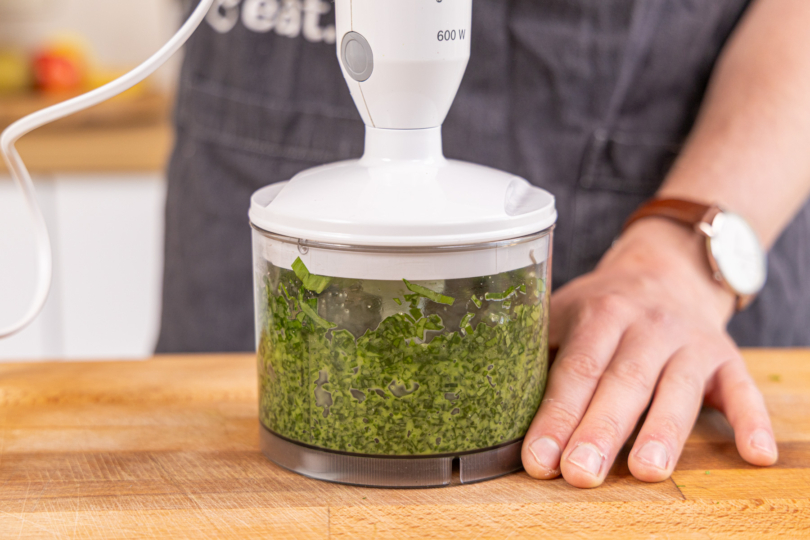 Bärlauchpaste pürieren