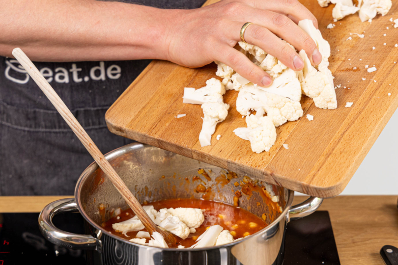 Blumenkohlröschen mit in den Topf geben