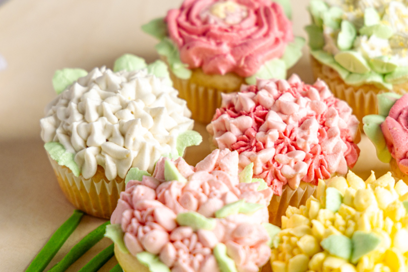 Verschiedene Blüten aufspritzen