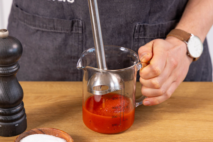 Tomatensauce zubereiten