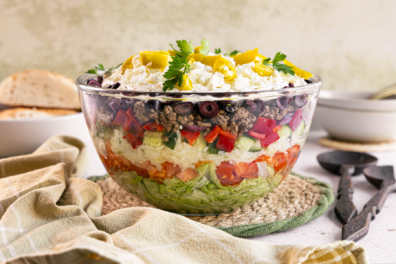 Griechischer Schichtsalat