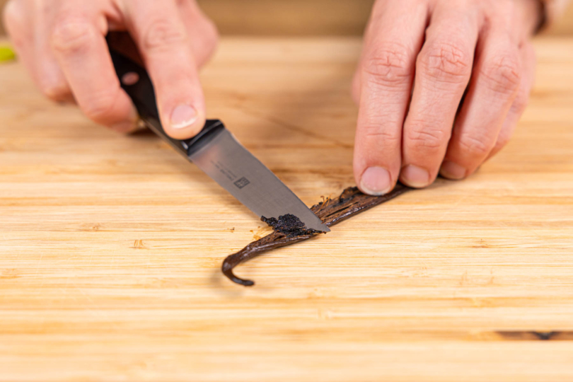 Vanillemark auskratzen