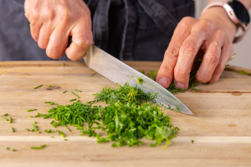 Kräuter schneiden