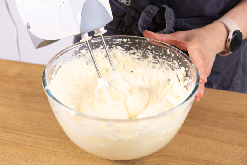 Käsemasse anrühren