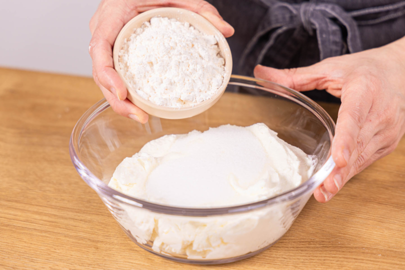 Puddingpulver zum Quark geben