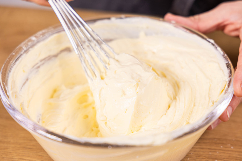 Quarkmasse verrühren