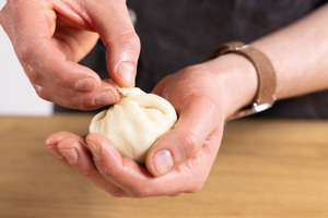 Banh Bao verdrehen
