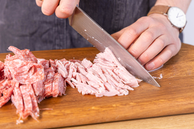 Wurst schneiden
