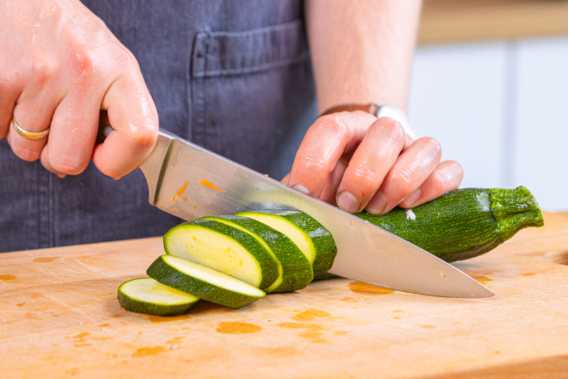 Zucchini schneiden