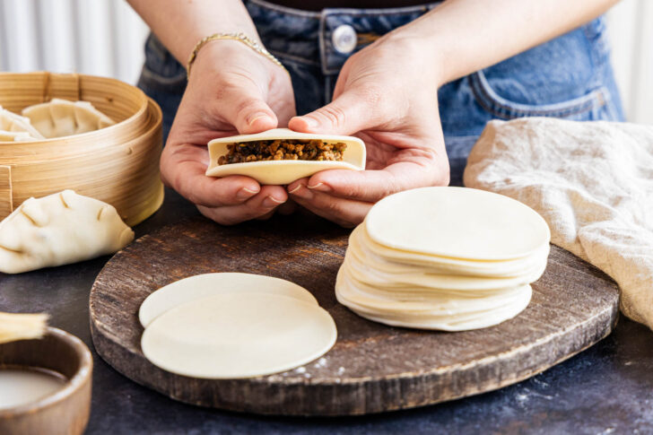 Gyoza Teig füllen
