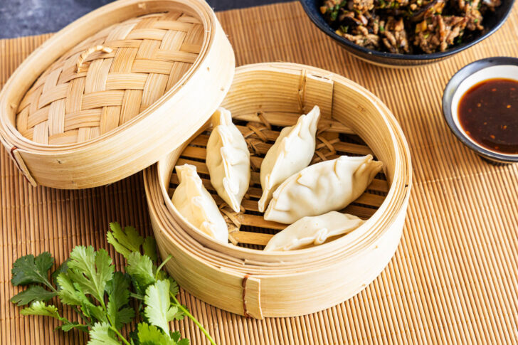gedämpfte Gyozas aus selbst gemachtem Gyoza Teig