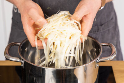 Spargelschalen kochen