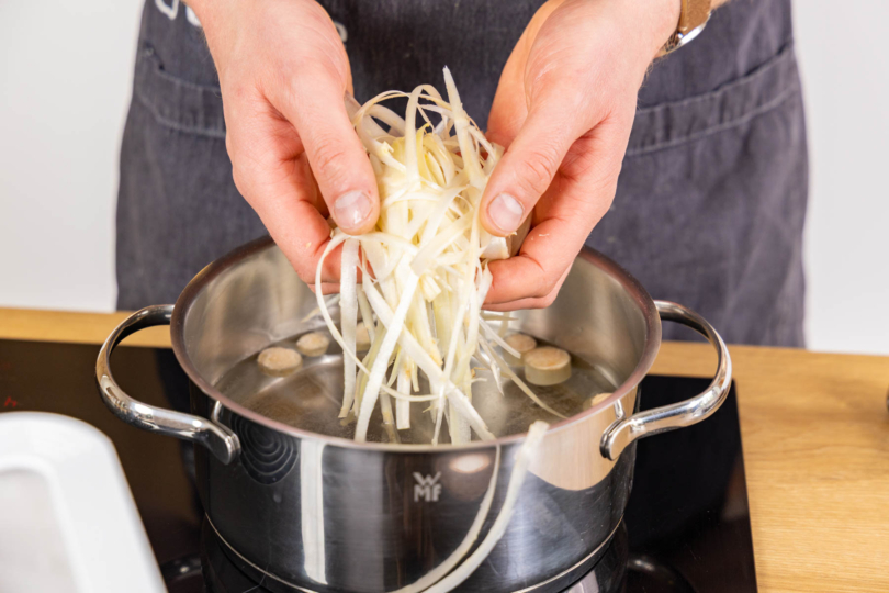 Spargelschalen aufkochen