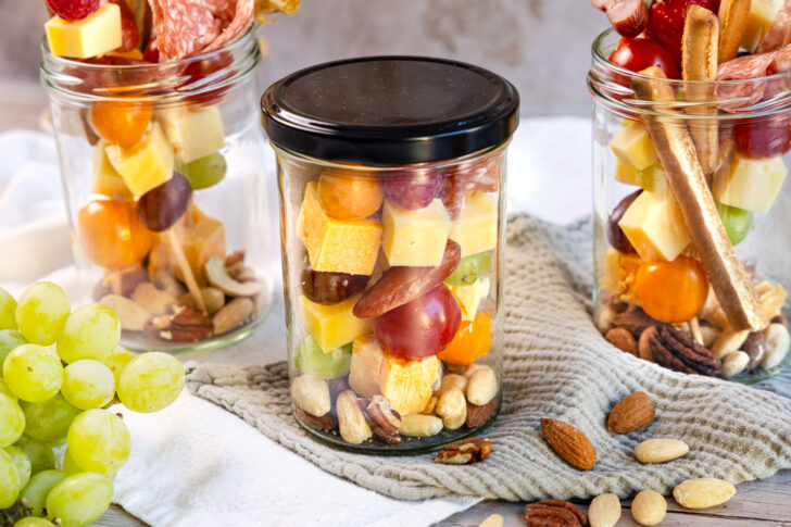 Charcuterie Cups mit Deckel