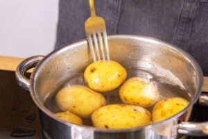 Kartoffeln kochen