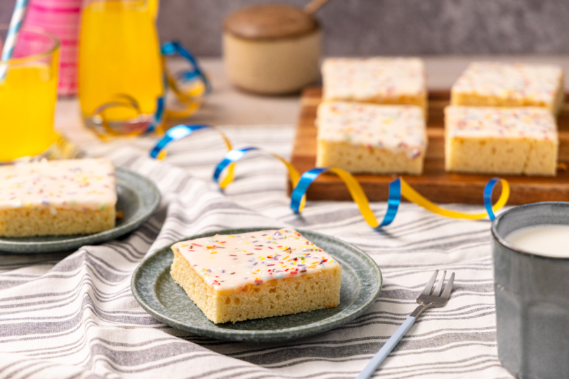 Fluffiger Fantakuchen mit Zuckerguss