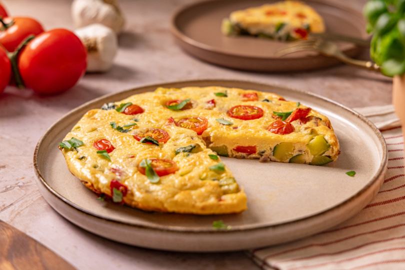 italienische Gemüse-Frittata angeschnitten