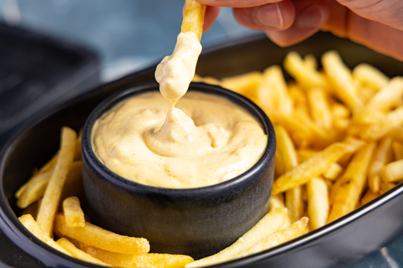 Joppie Sauce mit Pommes