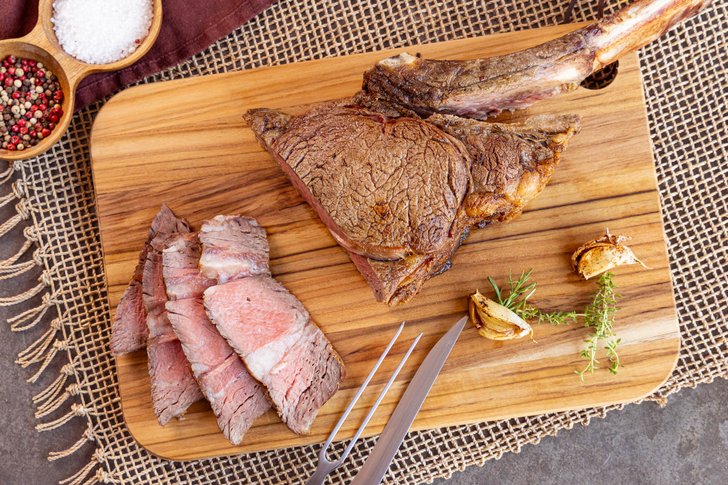 Tomahawk Steak in der Pfanne braten