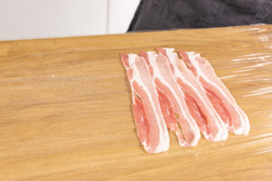 Bacon-Netz legen