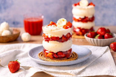 Erdbeer-Kokos-Dessert