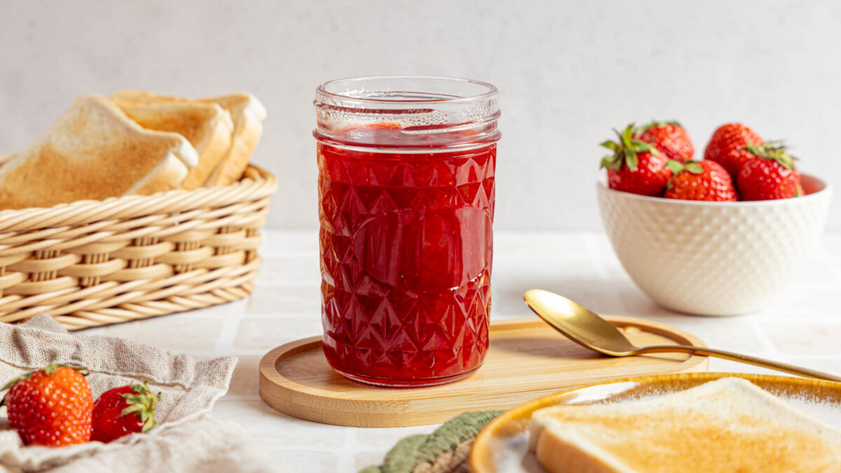 Erdbeermarmelade im Thermomix® mit nur 3 Zutaten